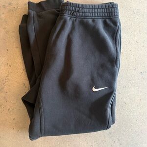 Men’s Nike Joggers XL fits like L